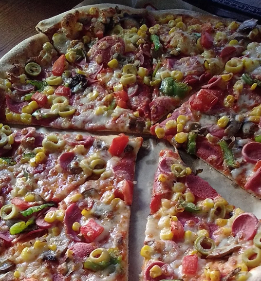 Pizza Lazza Menü Fiyatları 
